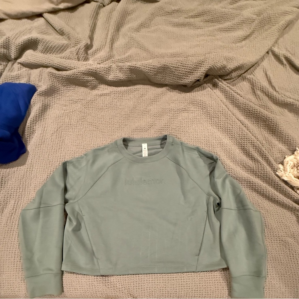 Lululemon Athletica crater Blue Crewneck